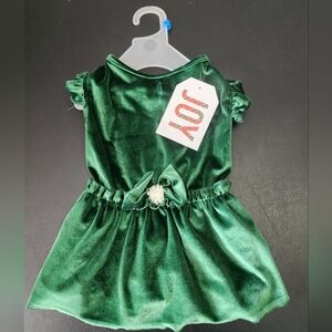 Dog JOY Green Velvet 💚 Dress Size M